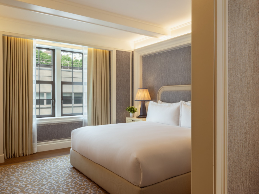 Grand Deluxe Double Suite (full double bed)