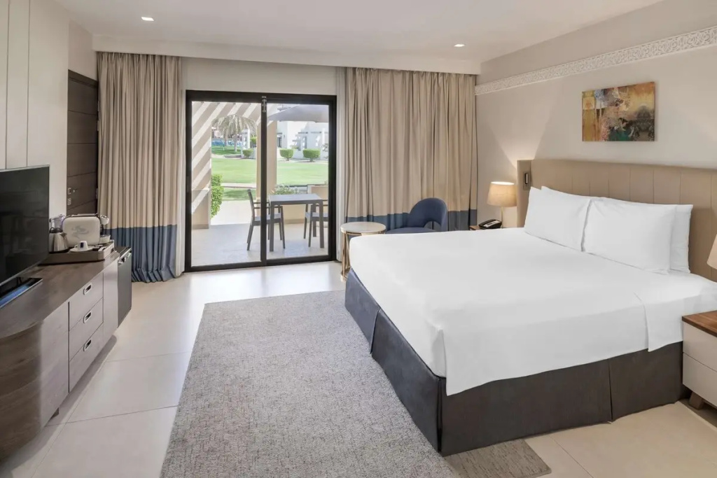 Premium Double room with balcony and with garden view (full double bed)