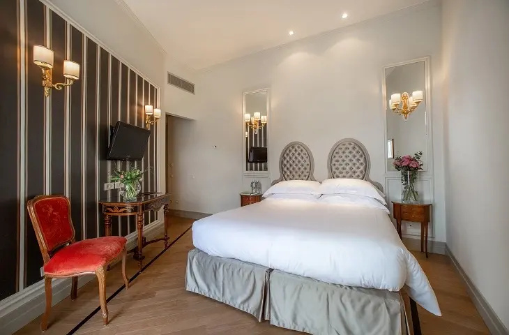 Superior Double room (full double bed)