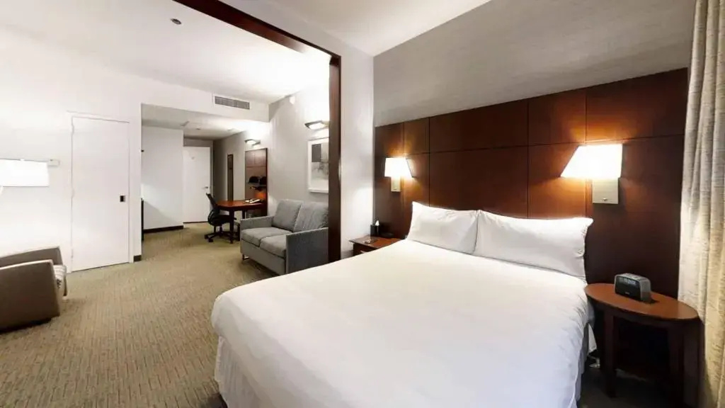 Superior Double room with river view (full double bed)