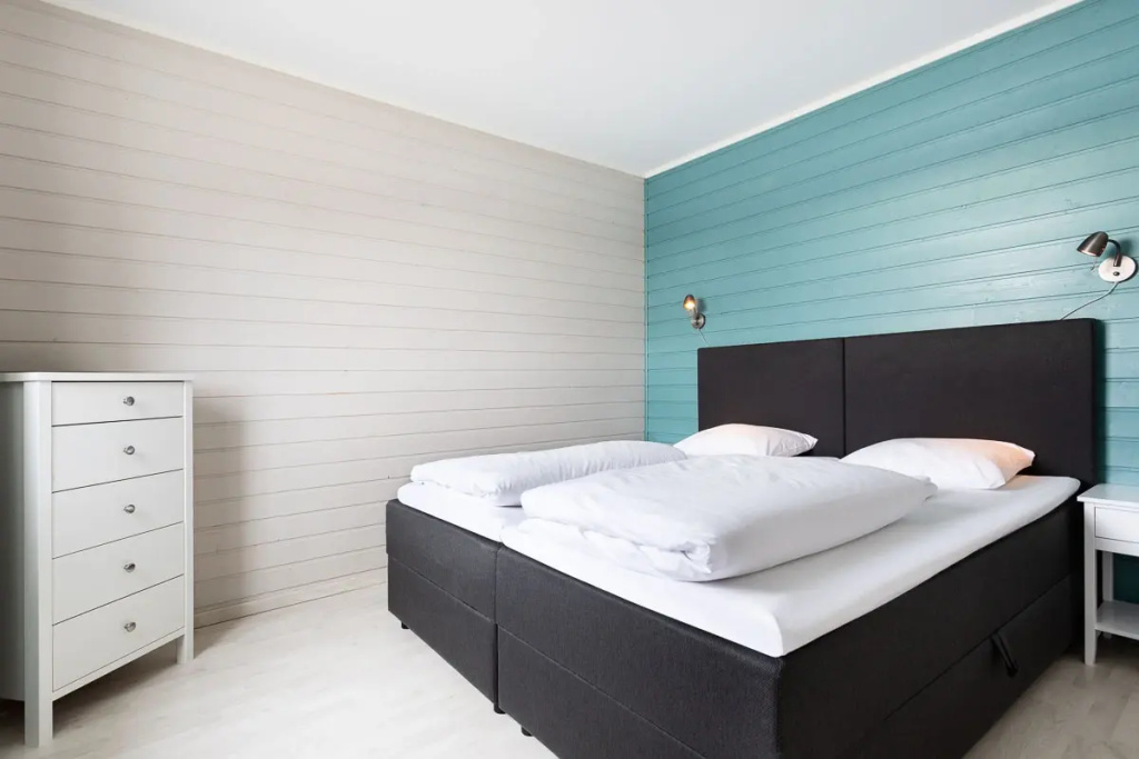 1 Bedroom Superior Double Cottage with water view (full double bed)