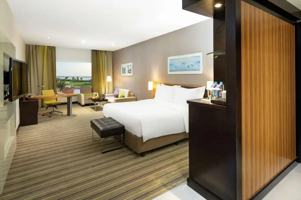 Terrace Double Suite with sea view full double bed