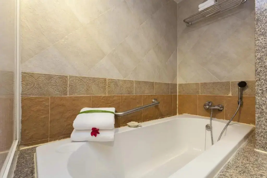 By The Sea Hotel - Chambres