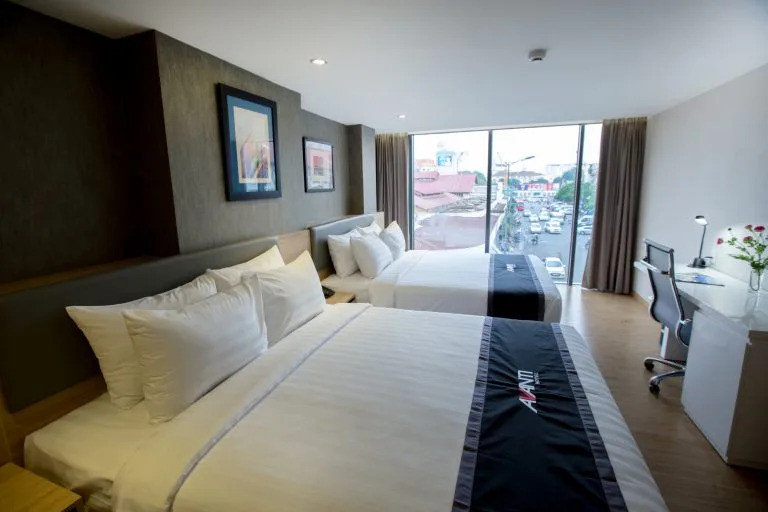 安維科技四重家庭客廳