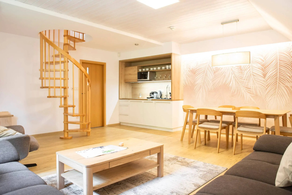 Четырёхместный Senior люкс Deluxe в Amenity Resort Spindleruv Mlyn