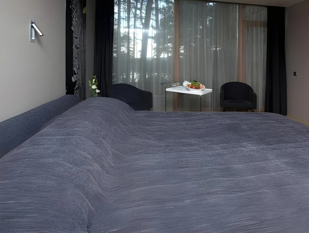 2 Bedrooms Chalet