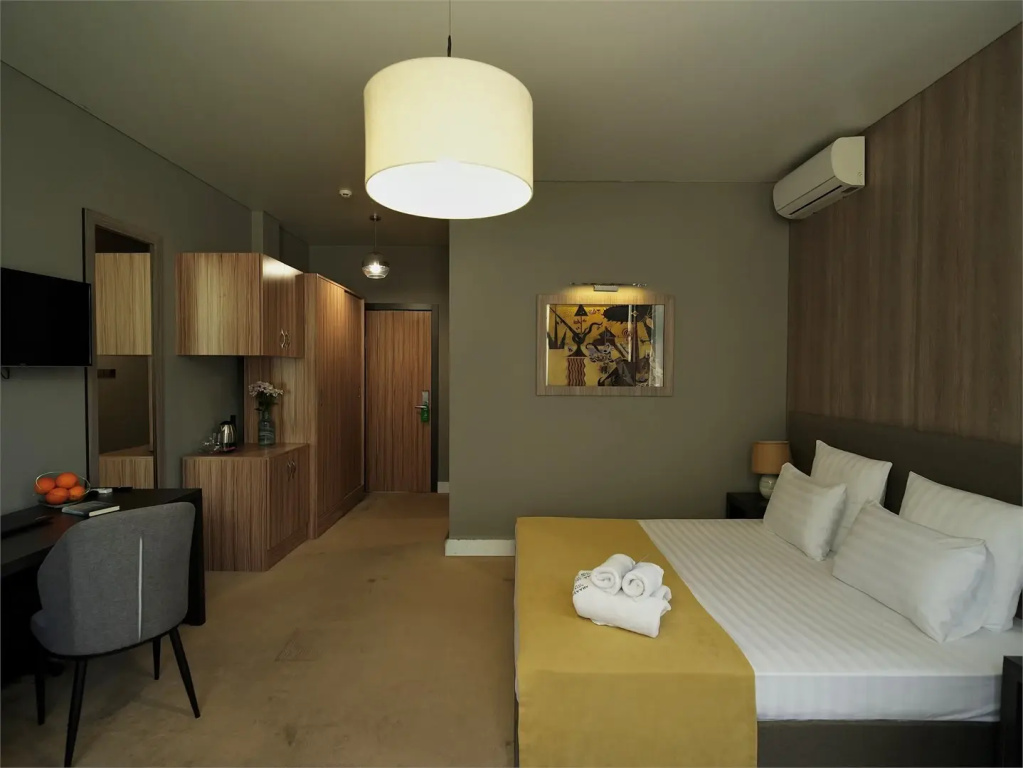 Номер Делюкс Плюс с видом на достопримечательность в Abaash Hotel Afon