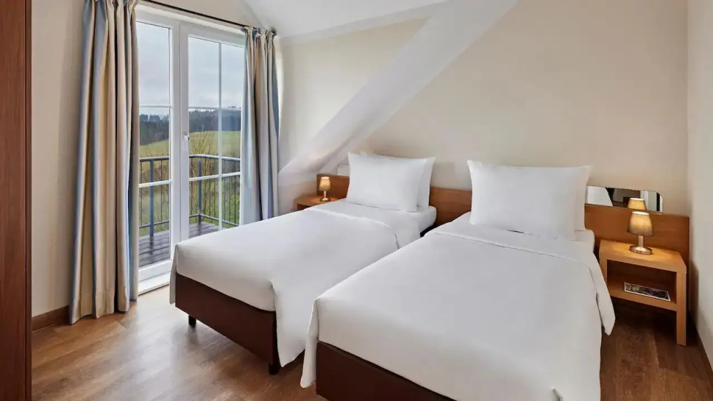 3 Bedrooms Villa with view