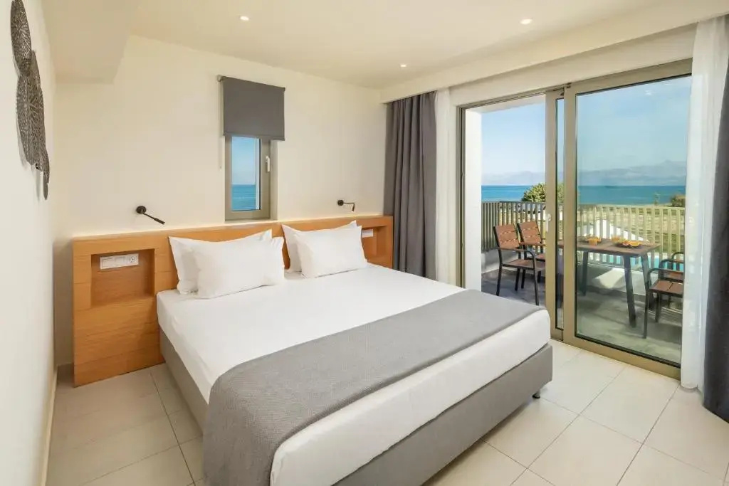 2 Bedrooms Standard Quadruple Family Duplex room with sea view