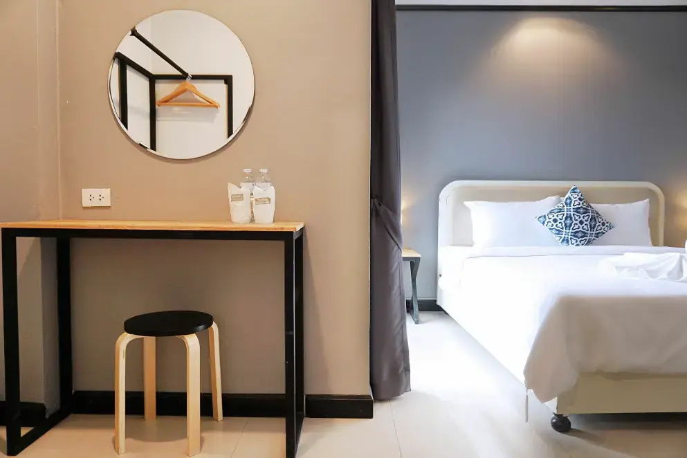 Double room (full double bed)