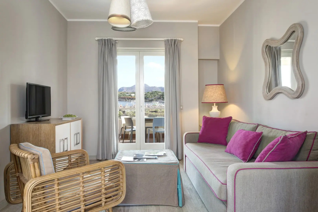Superior Double room (full double bed)