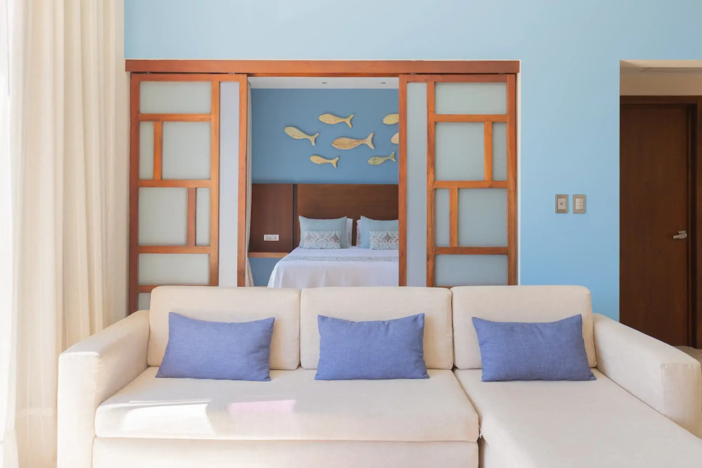Pearl Master Suite