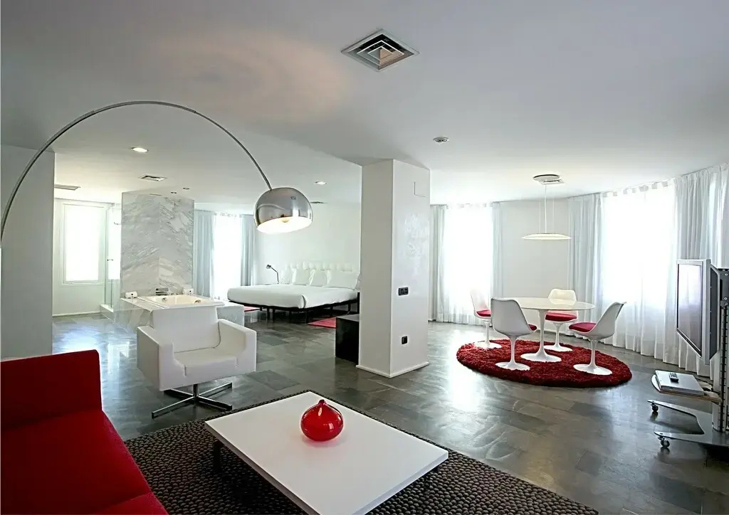 Penthouse Suite