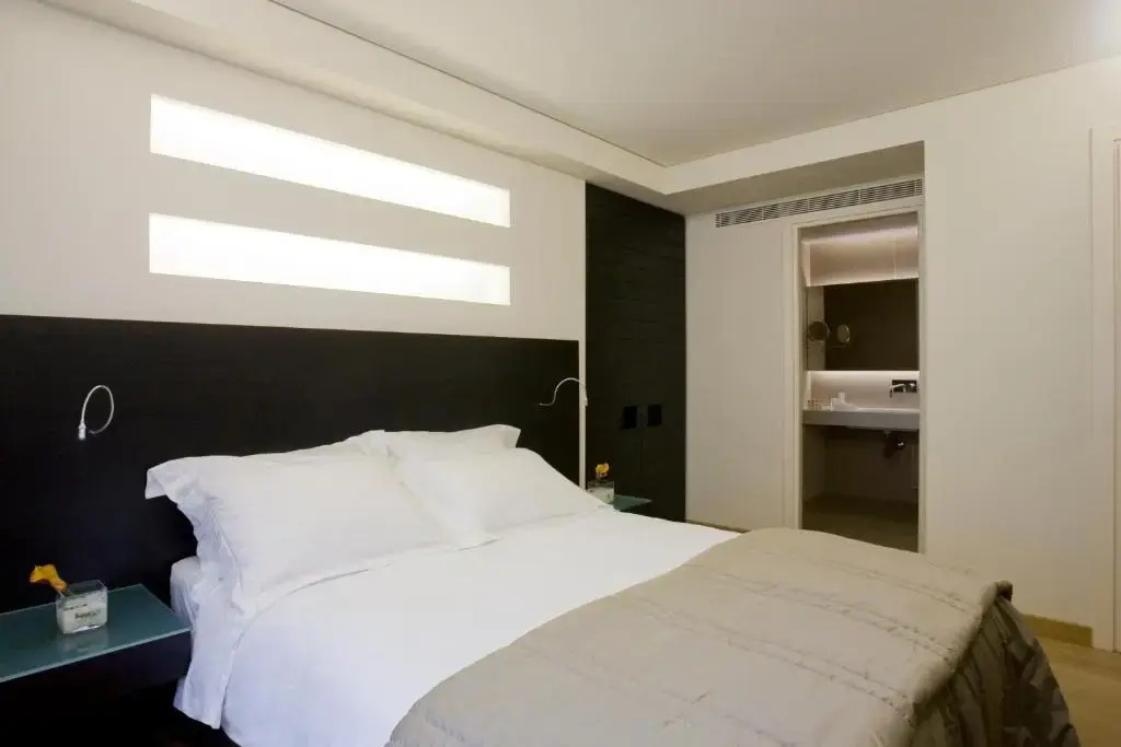 O&B Athens Boutique Hotel — фото