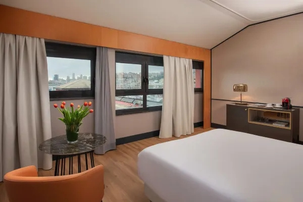 Deluxe Double room with view (full double bed)