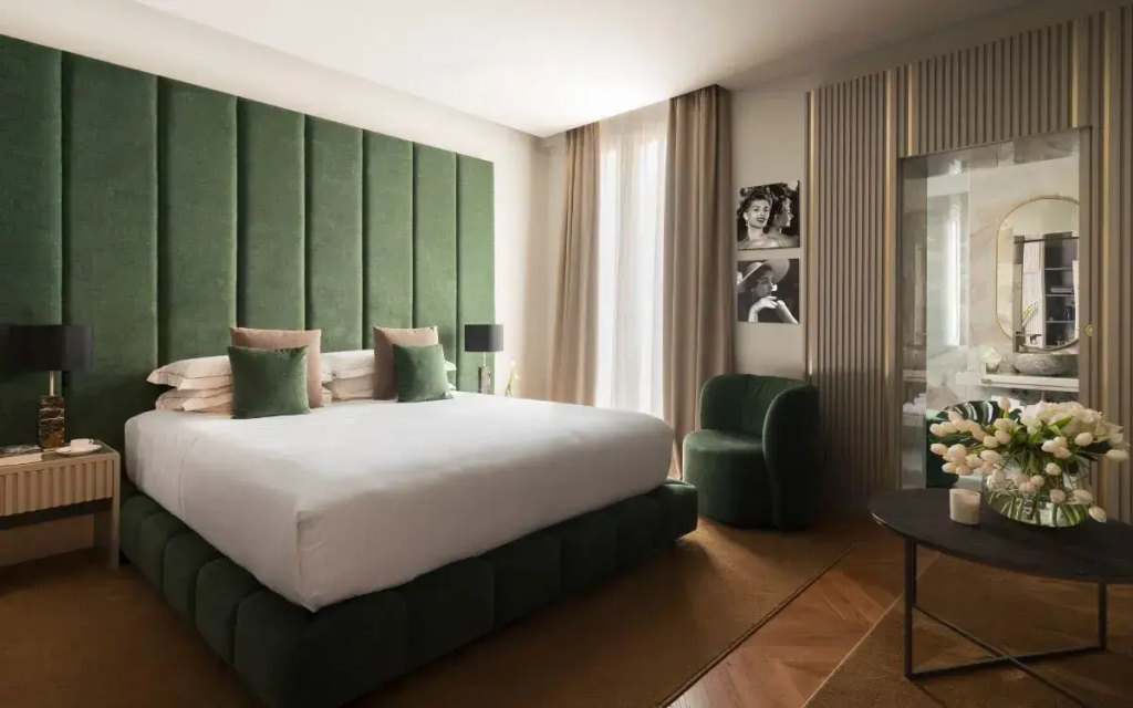 Double Junior Suite (full double bed)