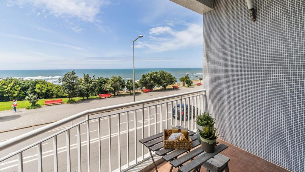 LovelyStay - Porto Beach Apartment