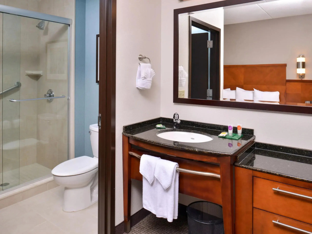 Hyatt Place Garden City - Chambres