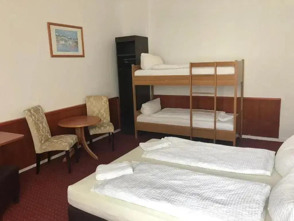 Family Quadruple room