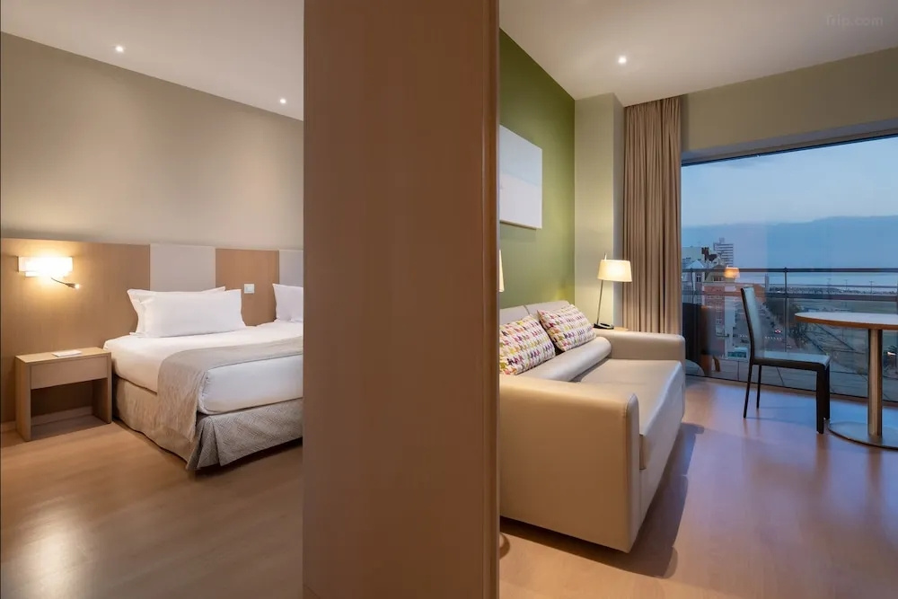 Eurostars Oasis Plaza Hotel - Chambres
