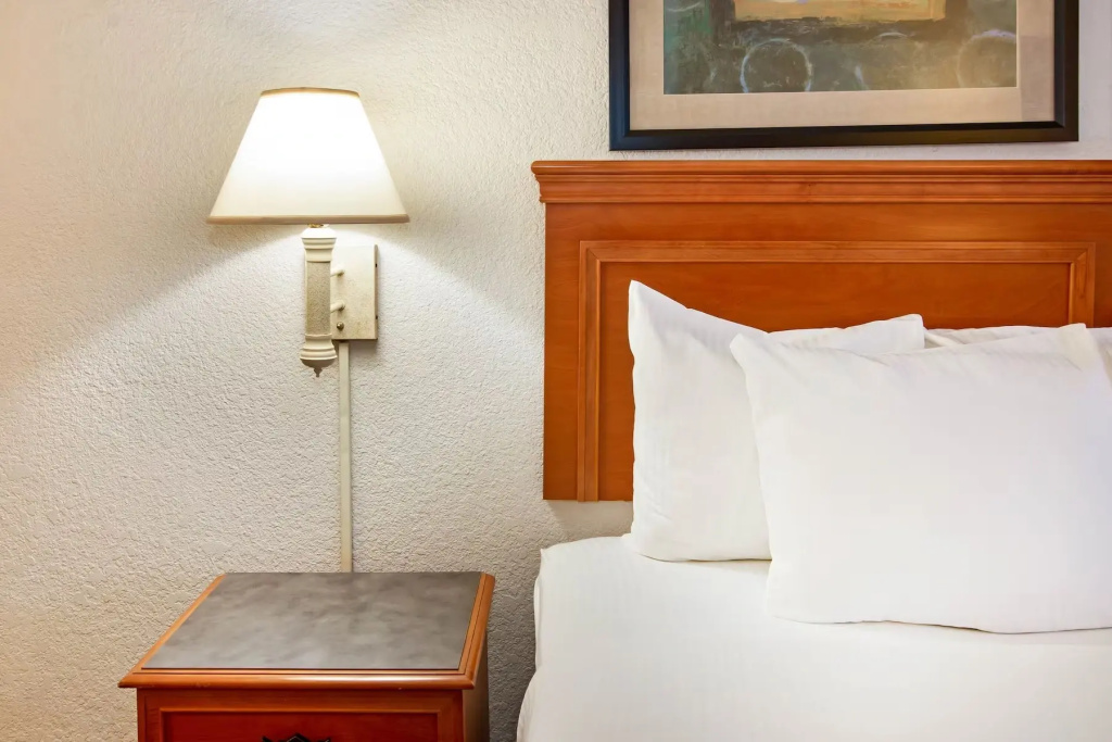La Quinta Inn by Wyndham Albuquerque Airport - Chambres