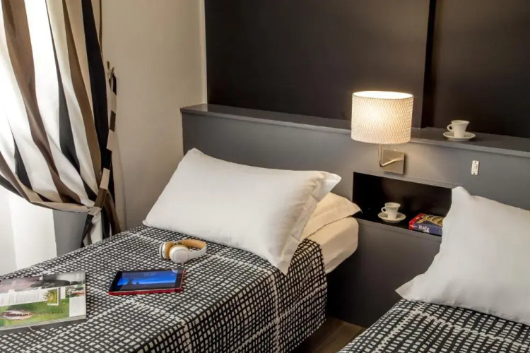 Double room (twin beds)