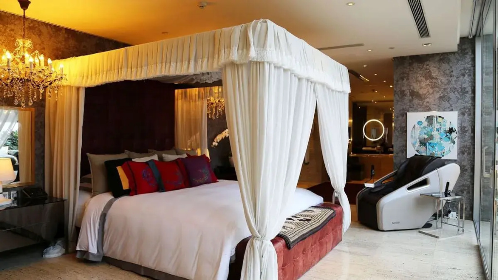 Éclatant-Presidential Double Suite (full double bed)