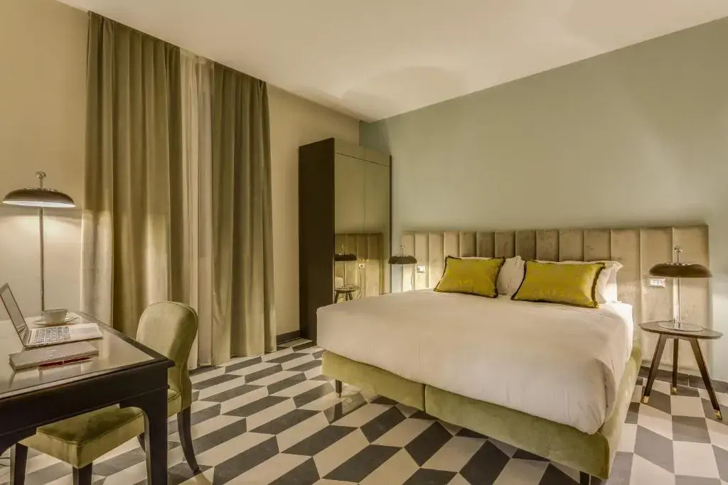 Standard Double room (full double bed)
