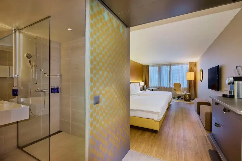 Family Double room (twin beds)