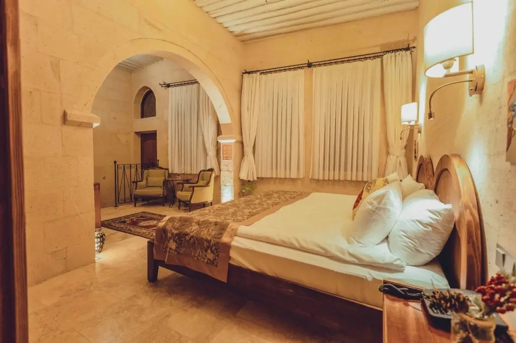 Dunya Double room (full double bed)