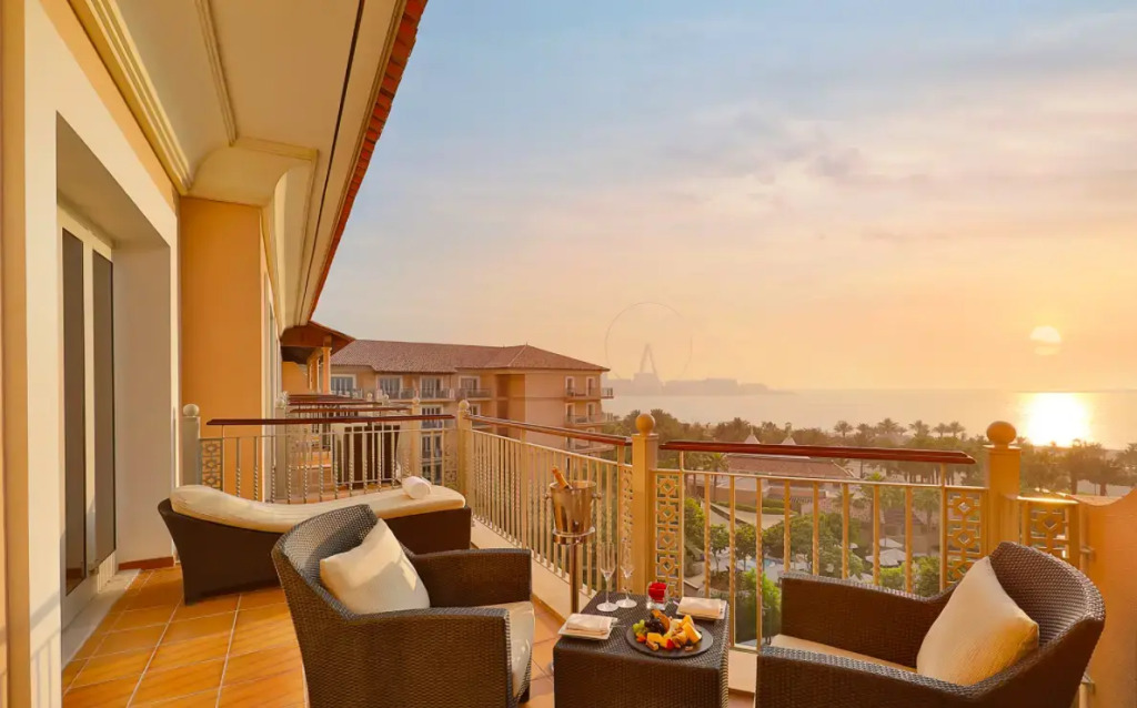 The Ritz-Carlton, Dubai