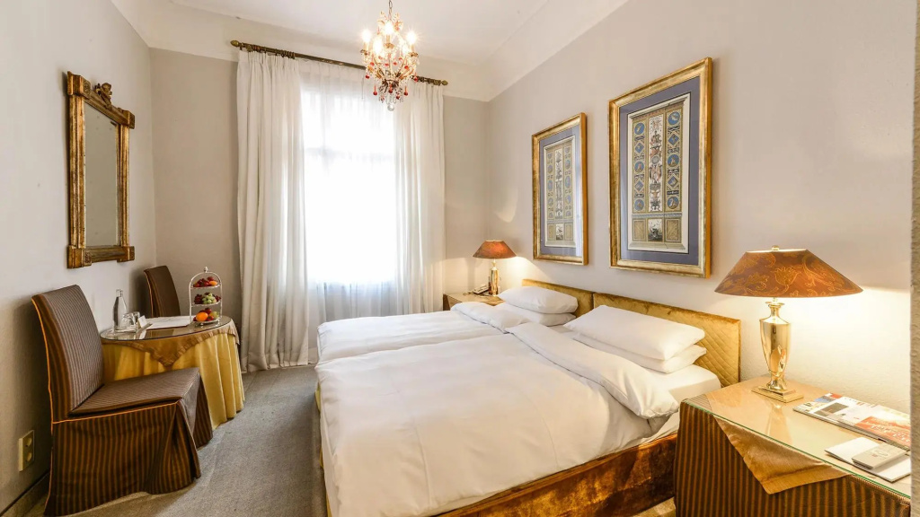 Superior Double room (twin beds)