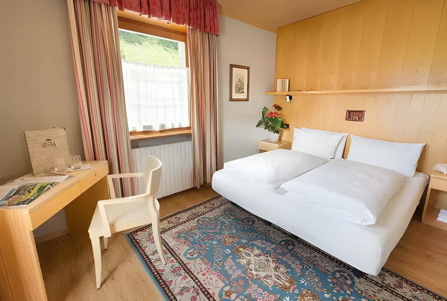 Comfort Double room (full double bed)
