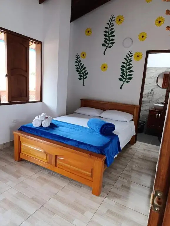 Double room with balcony (full double bed)