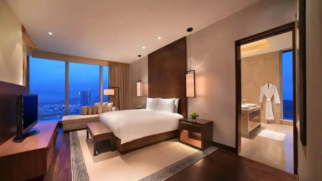 Presidential Double Suite (full double bed)