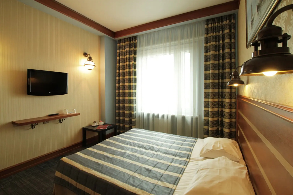 Standard Double room (full double bed)
