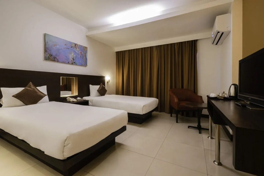 Двухместный номер Superior 2 отдельные кровати в Baron Beach Hotel
