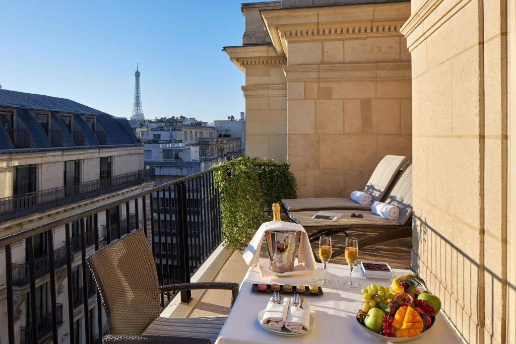 Hotel Raphael 133