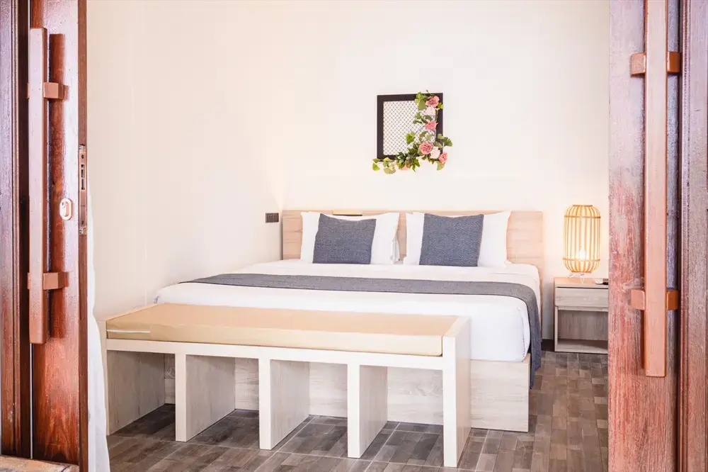 Superior Double Villa with sea view (full double bed)