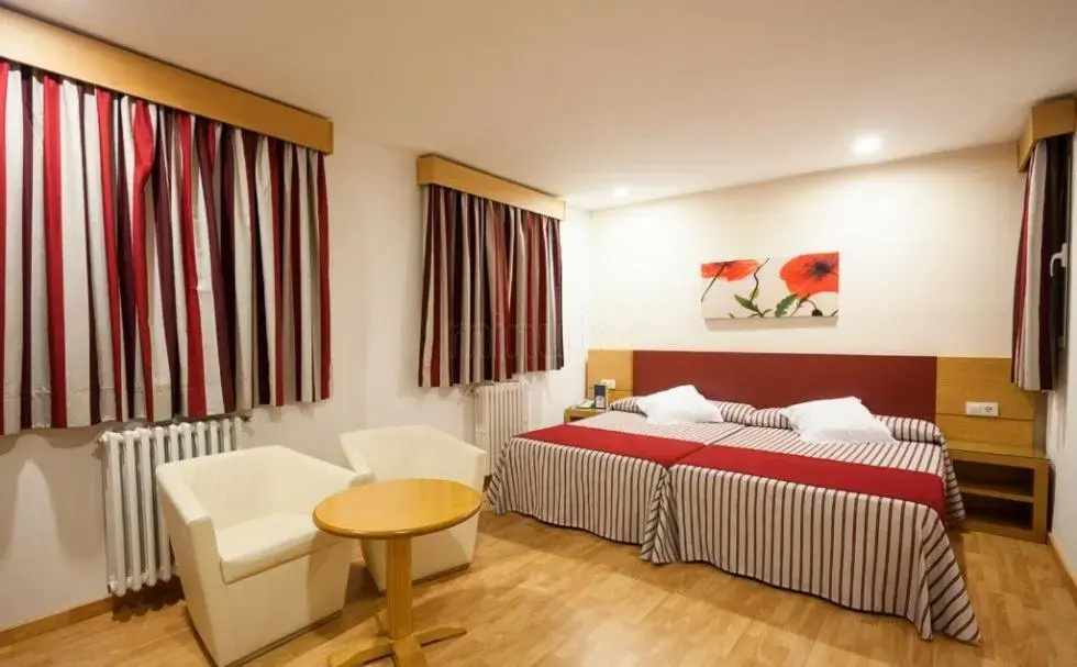 Hotel Amic Colón - Chambres