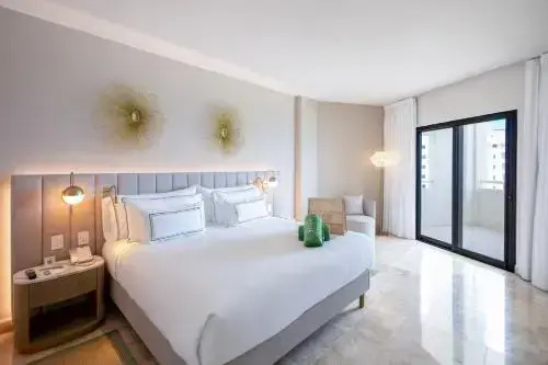 The Level Double Suite with ocean view (full double bed)