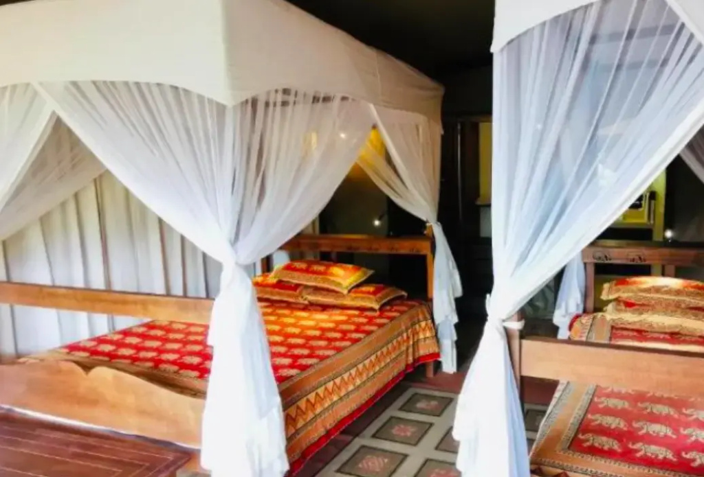 Luxury Double Tent River View (full double bed)