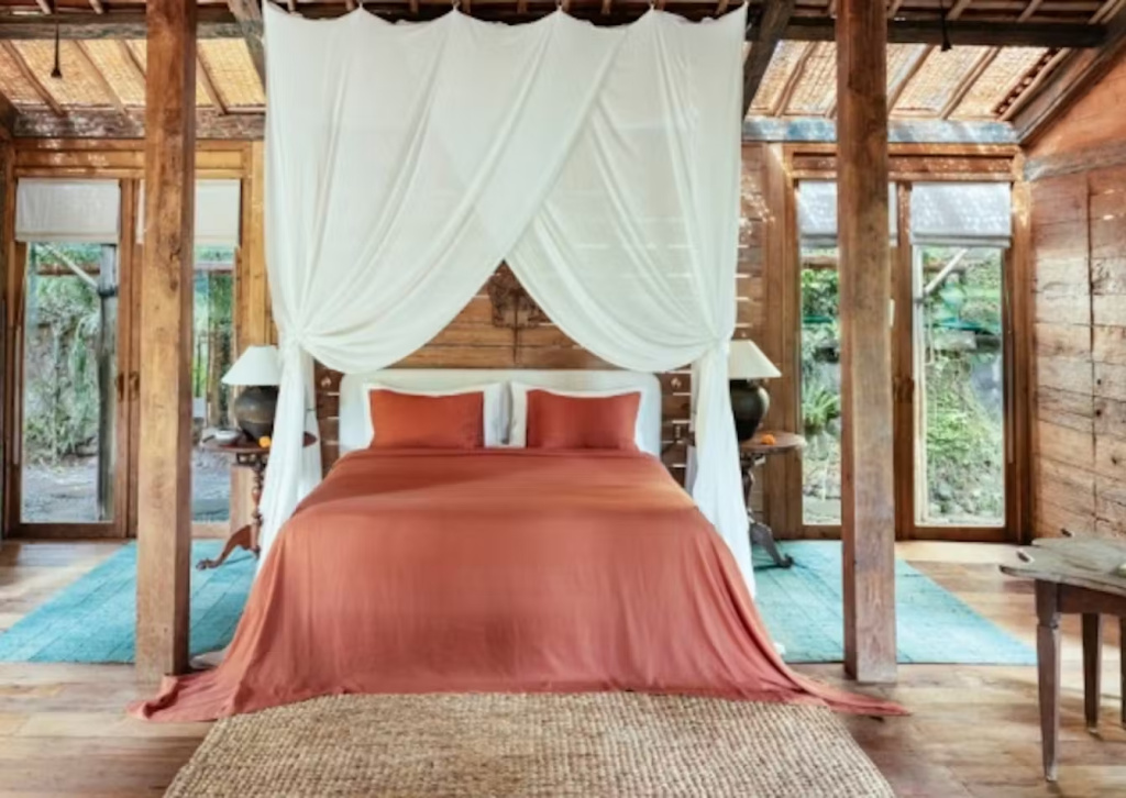 Limasan Teak House