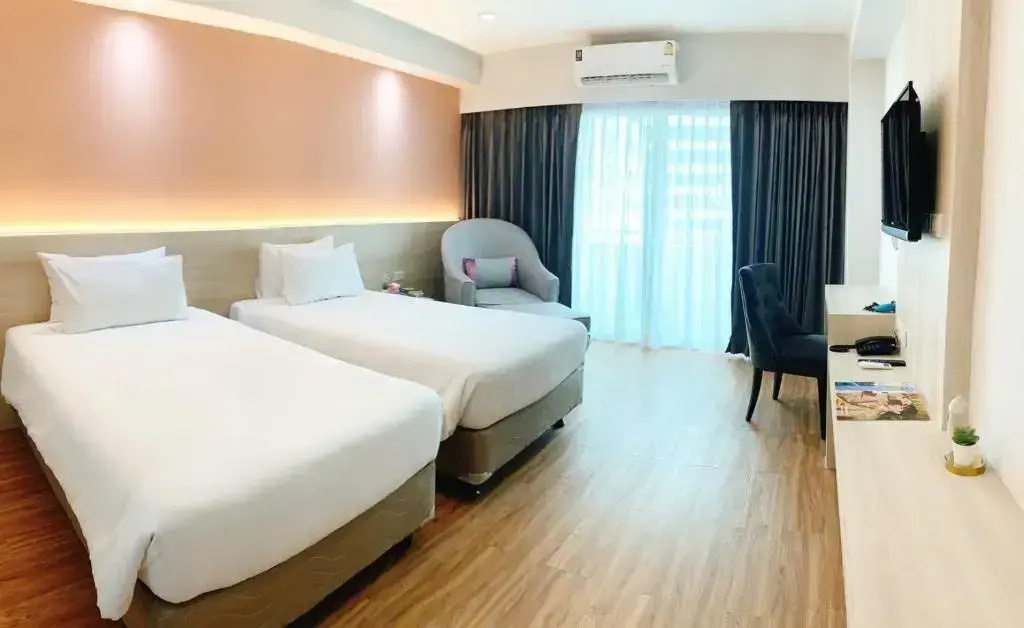 Miloft Sathorn hotel — фото
