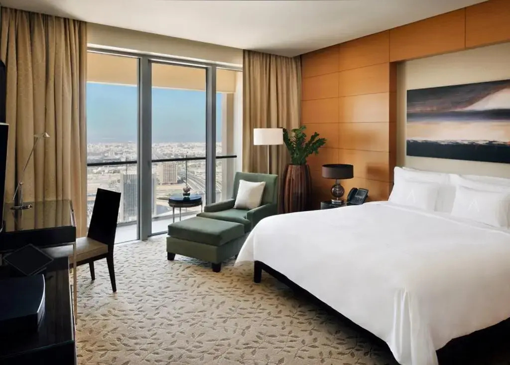 Premier Double Studio with partial Burj Khalifa view (full double bed)