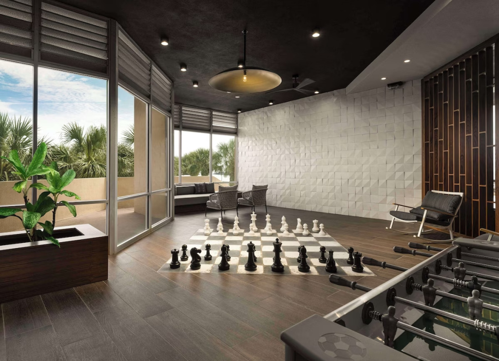 Royale Palms Condominiums - Général