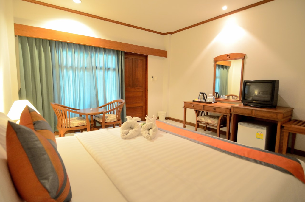 First Bungalow Beach Resort - Chambres