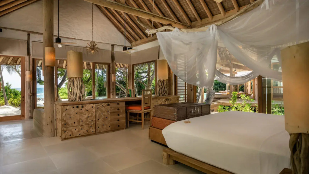 Sunset Reserve в Soneva Fushi