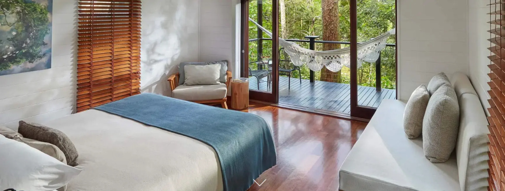 Double Riverhouse full double bed