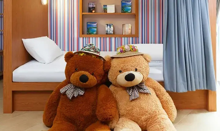 Family and Friend room